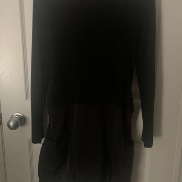 Joseph Ribkoff top Size 6 Black - Picture 2 of 4